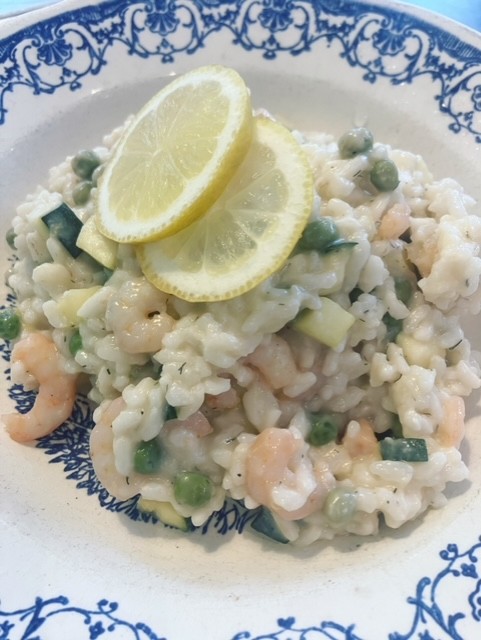 Romige risotto met gamba, garnalen en doperwtjes