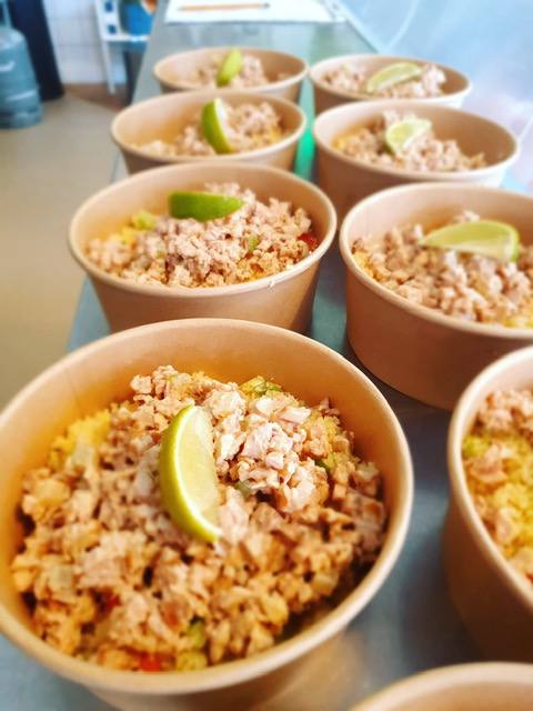 Couscoussalade met gerookte kip