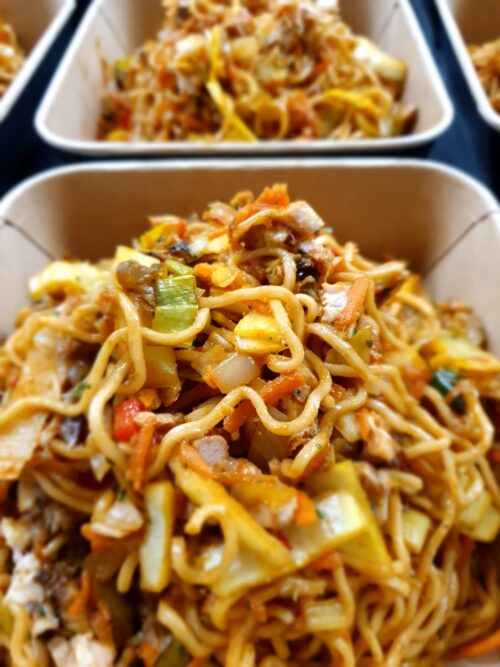 Chinese noodles met geroosterd buikspek